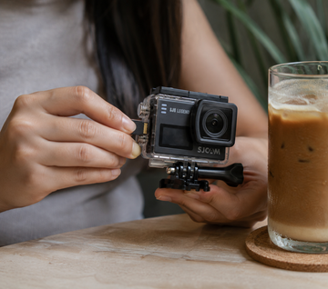 Inserting a U3 rated microSD card into an SJCAM SJ6 Legend action camera