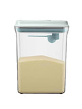 VMIDirect airtight food storage container with a clear body and blue lid for dry ingredients