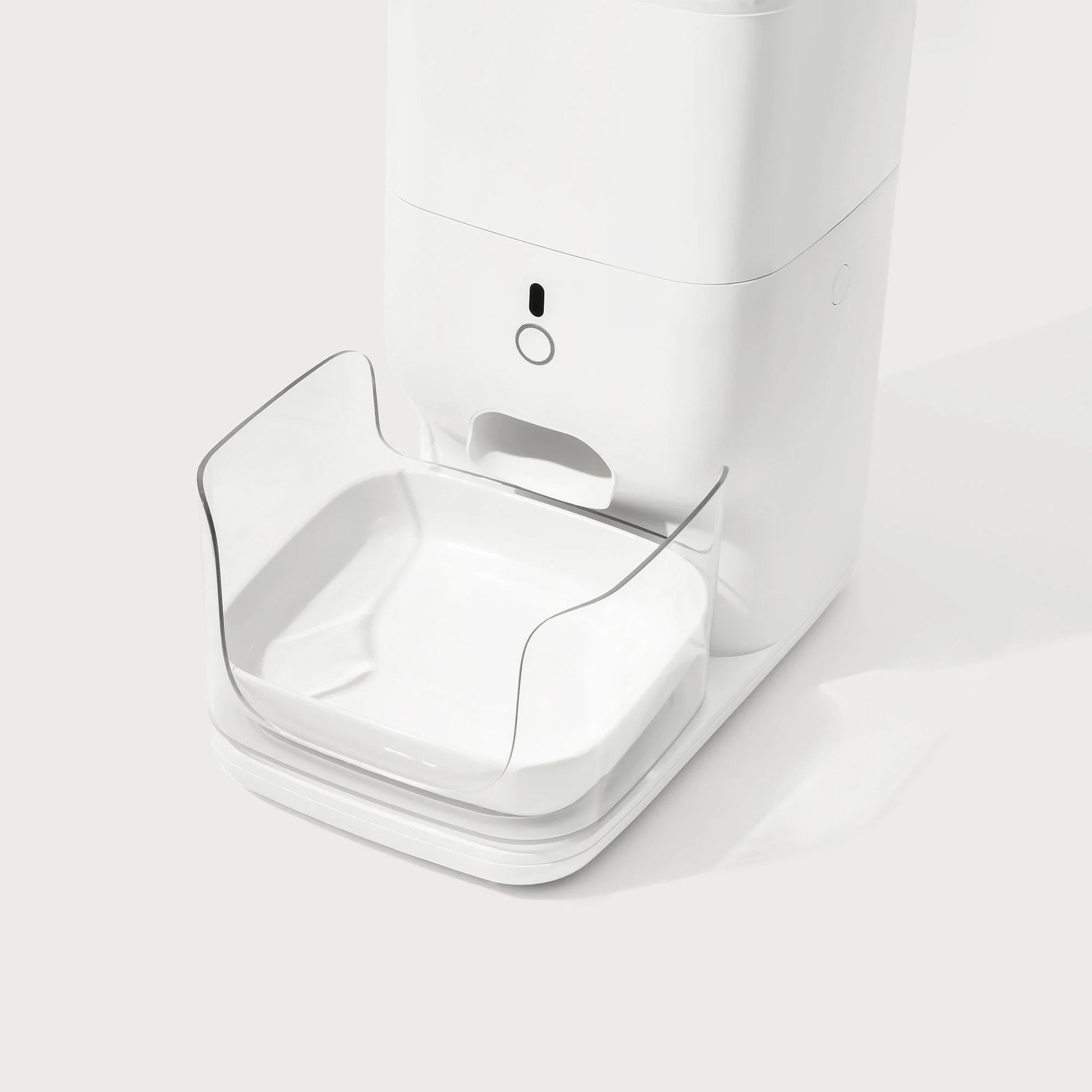 VMIDirect fresh 2 automatic feeder with a clear food bowl for convenient pet feeding