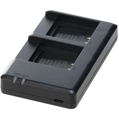 Synco Xtalk accessories kit featuring a battery pack and dual charger for optimal microphone performance