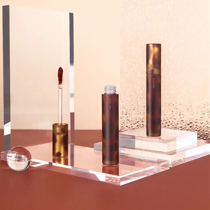 Transparent Acrylic Geometric Photo Props showcasing beauty products on a stylish display