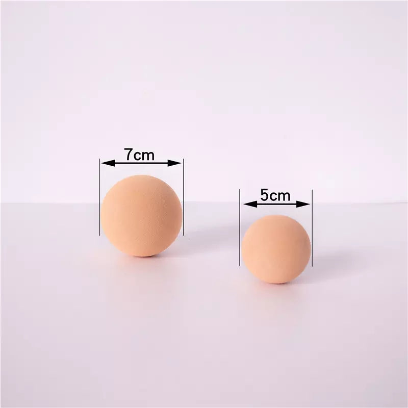 VMIDirect Cube Photography Props featuring two natural beige spheres in 5cm and 7cm sizes
