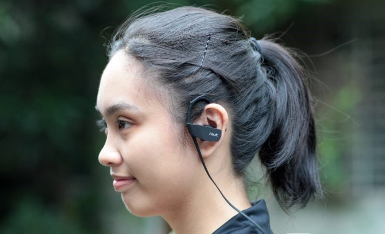 VMIDirect Wireless Earphone designed for comfort and mobility during workouts and everyday use